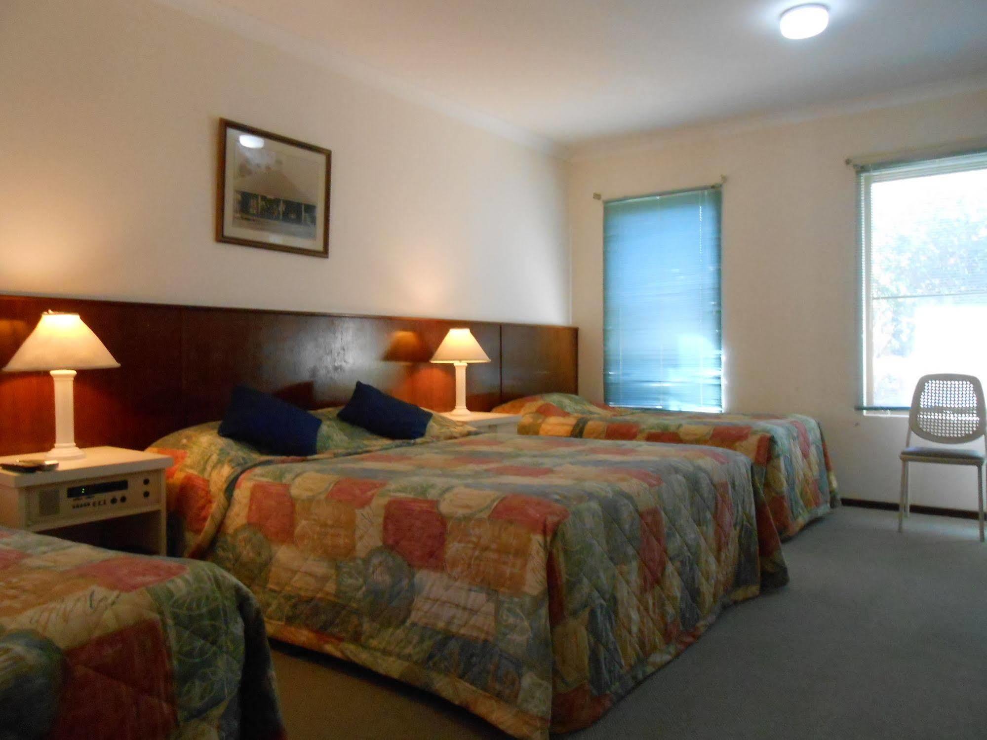 Augusta'S Georgiana Molloy Motel Ngoại thất bức ảnh